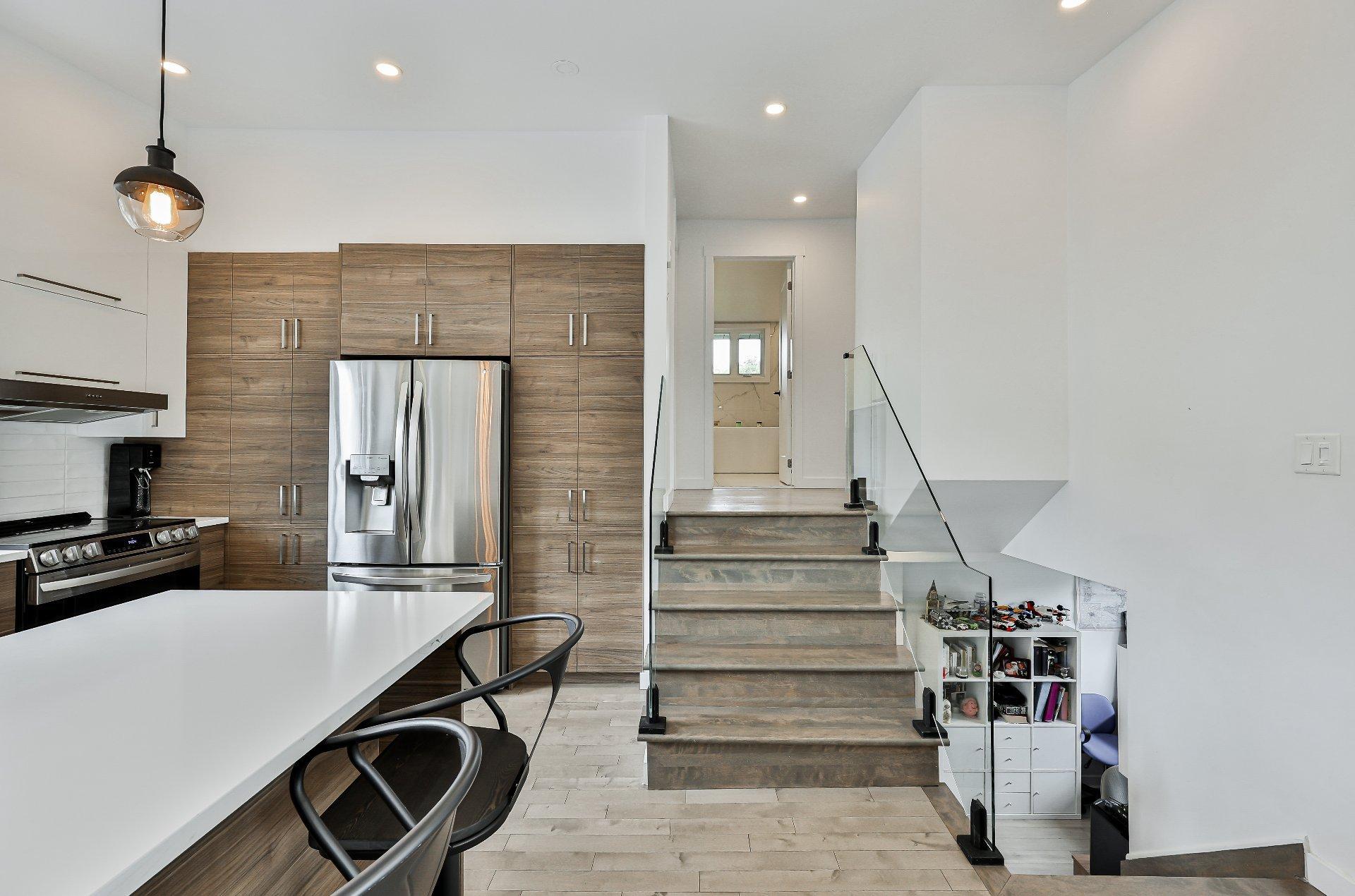 









30


Rue Christian

,
Repentigny (Repentigny),




QC
J6A4J2

