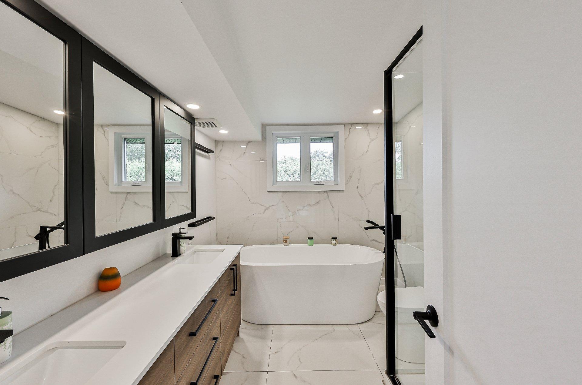 









30


Rue Christian

,
Repentigny (Repentigny),




QC
J6A4J2

