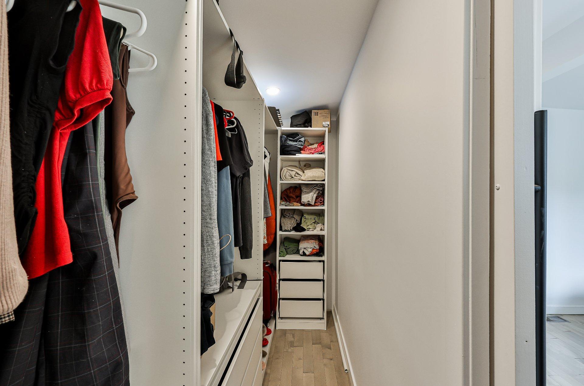 









30


Rue Christian

,
Repentigny (Repentigny),




QC
J6A4J2

