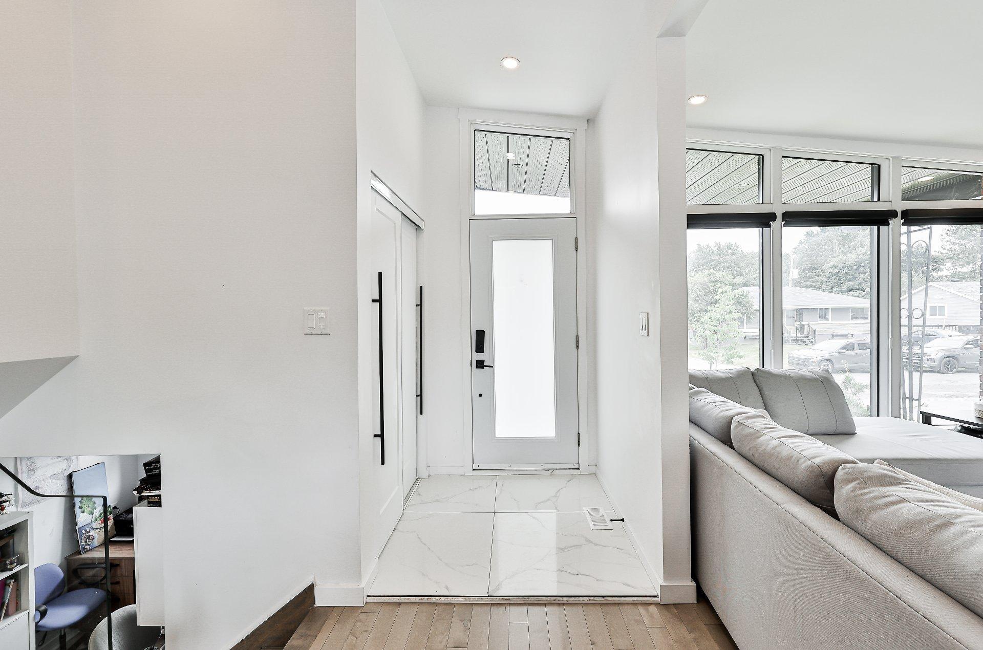 









30


Rue Christian

,
Repentigny (Repentigny),




QC
J6A4J2


