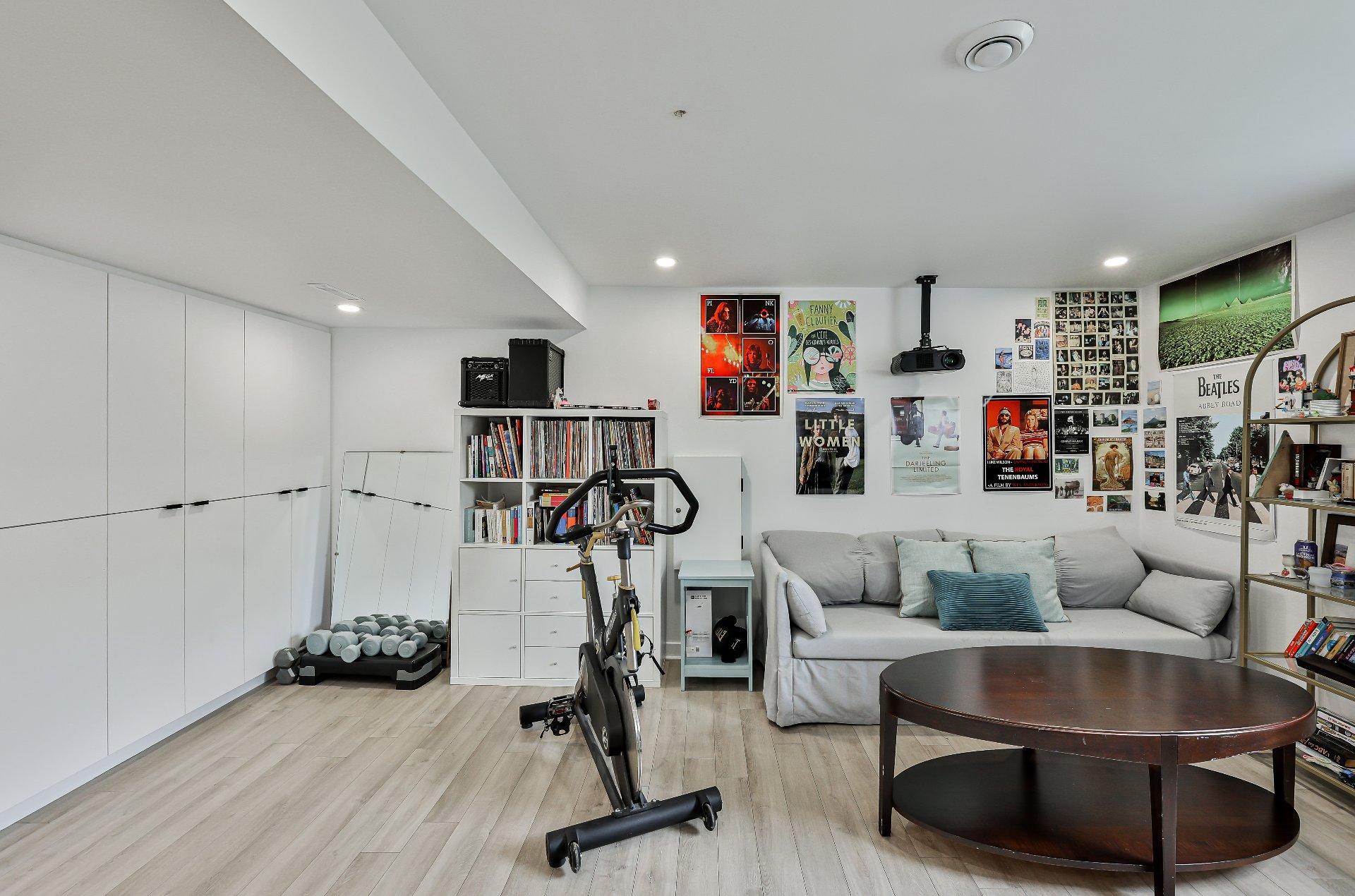 









30


Rue Christian

,
Repentigny (Repentigny),




QC
J6A4J2

