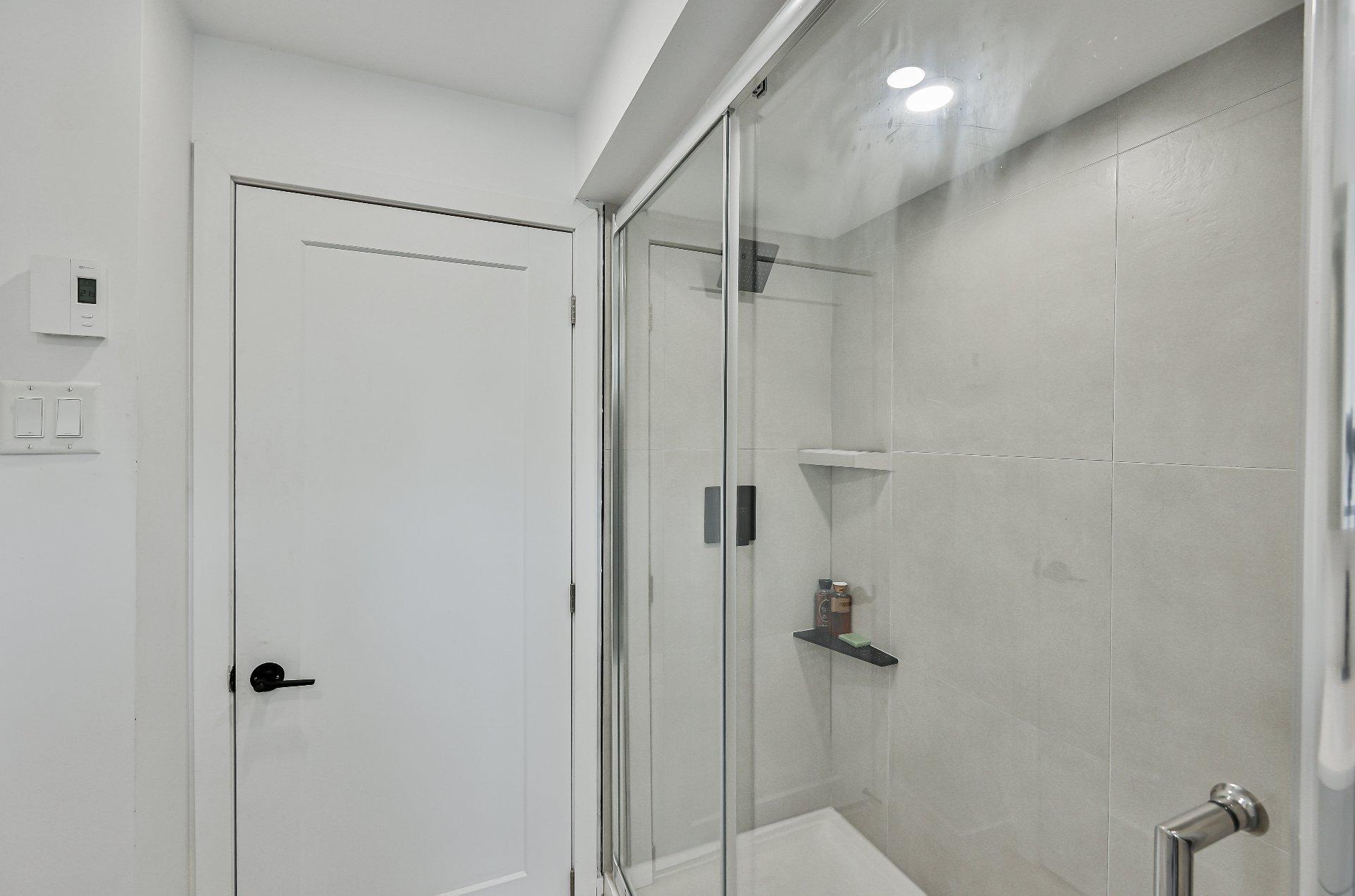 









30


Rue Christian

,
Repentigny (Repentigny),




QC
J6A4J2

