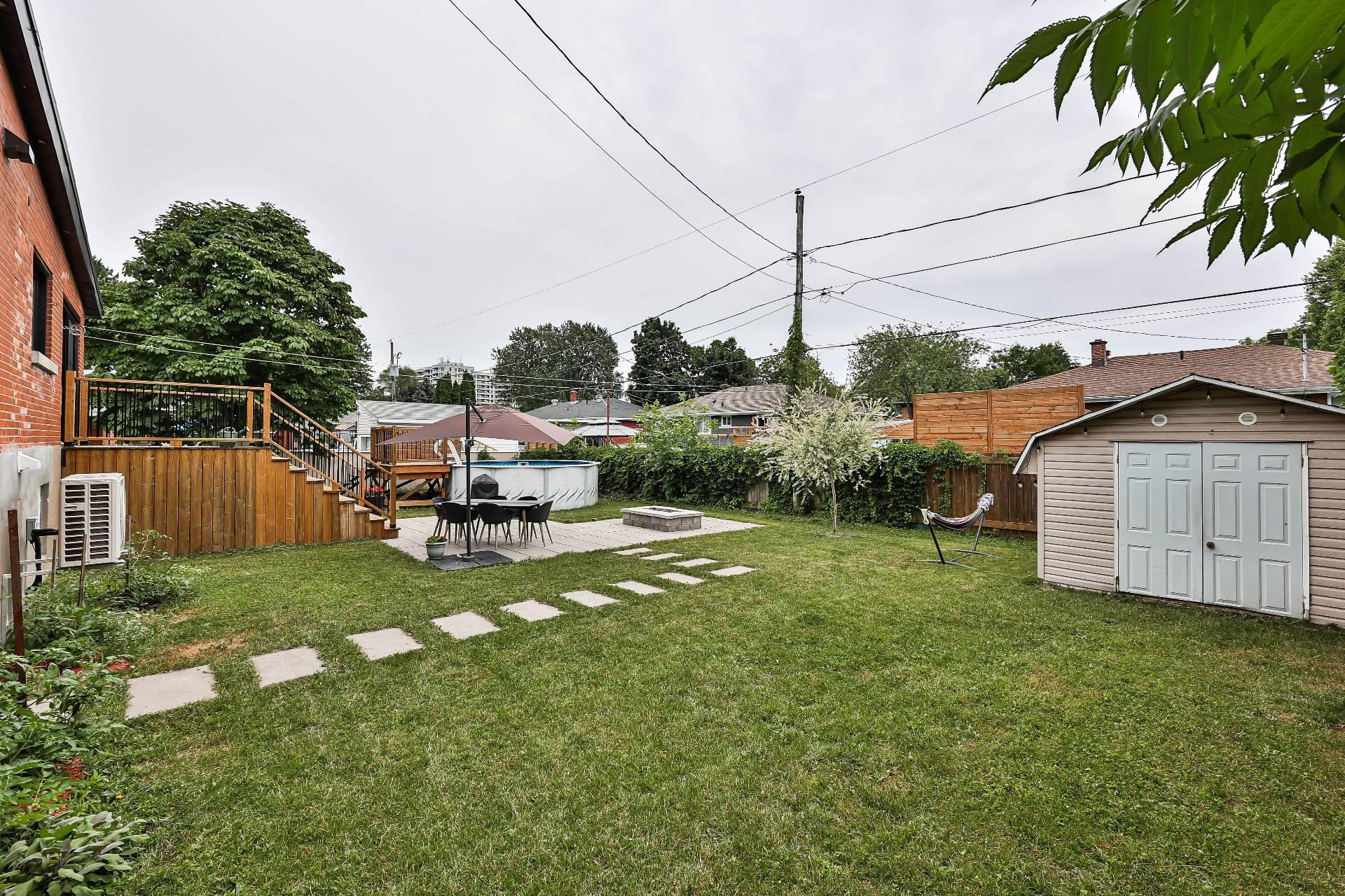 









30


Rue Christian

,
Repentigny (Repentigny),




QC
J6A4J2

