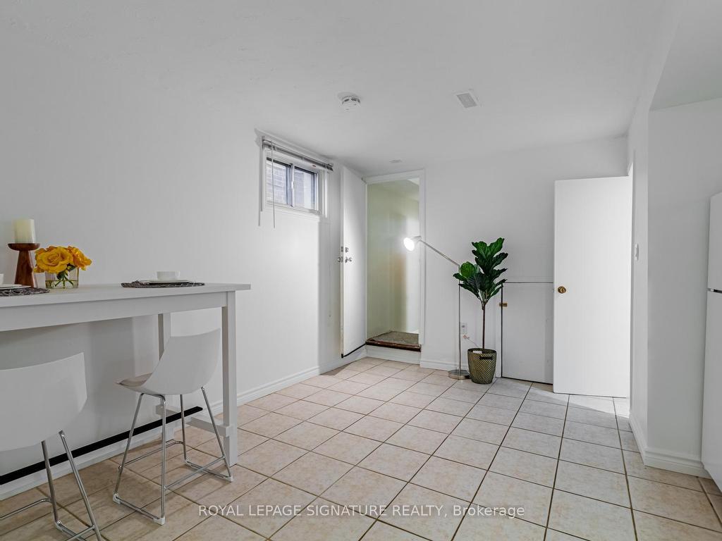 









246


Nairn

Avenue, Lower,
Toronto,




ON
M6E 4H4

