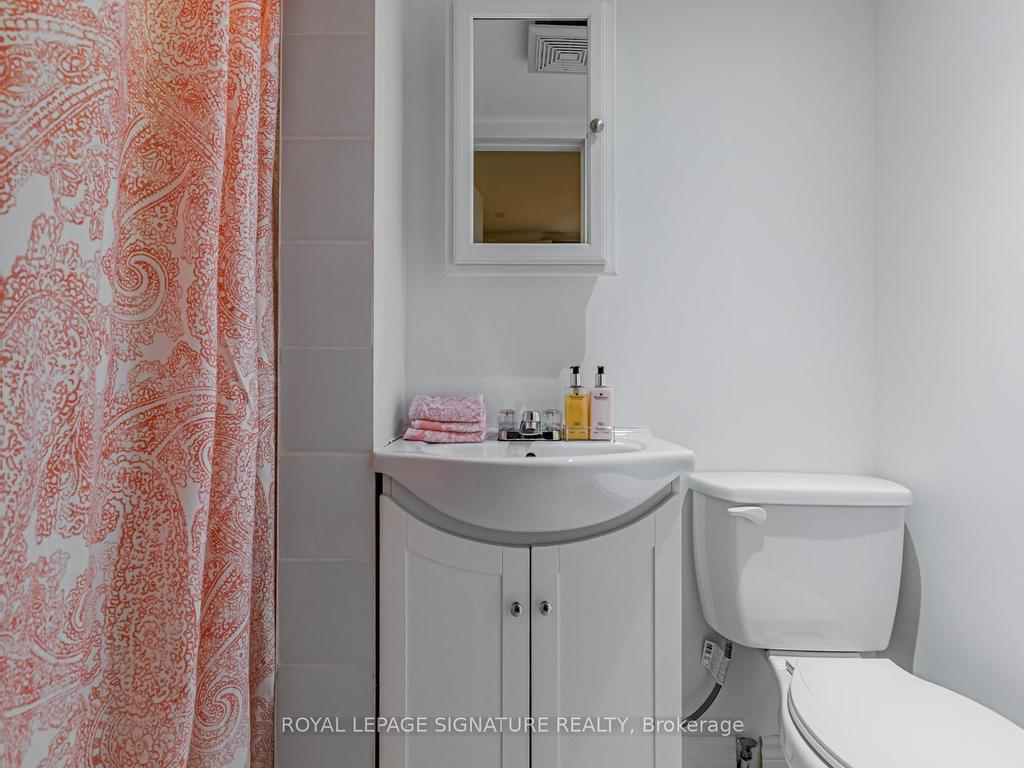 









246


Nairn

Avenue, Lower,
Toronto,




ON
M6E 4H4

