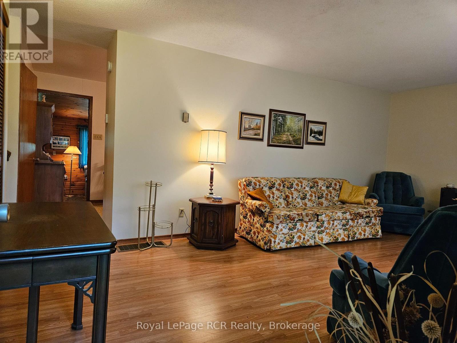 












303482 INDIAN ACRES ROAD W

,
Georgian Bluffs,




Ontario
N4K0G3

