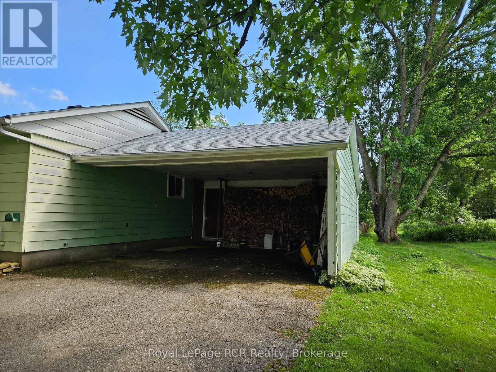 












303482 INDIAN ACRES ROAD W

,
Georgian Bluffs,




Ontario
N4K0G3

