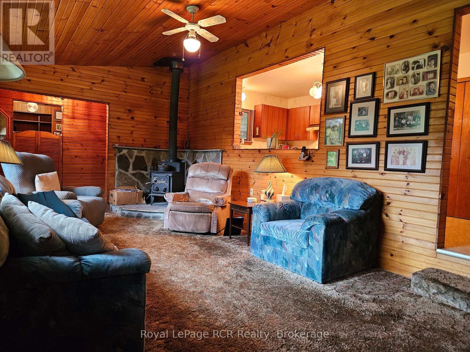 












303482 INDIAN ACRES ROAD W

,
Georgian Bluffs,




Ontario
N4K0G3


