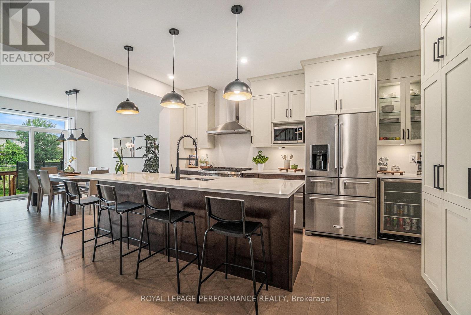












916 SOCCA CRESCENT

,
Ottawa,




Ontario
K4A5L9

