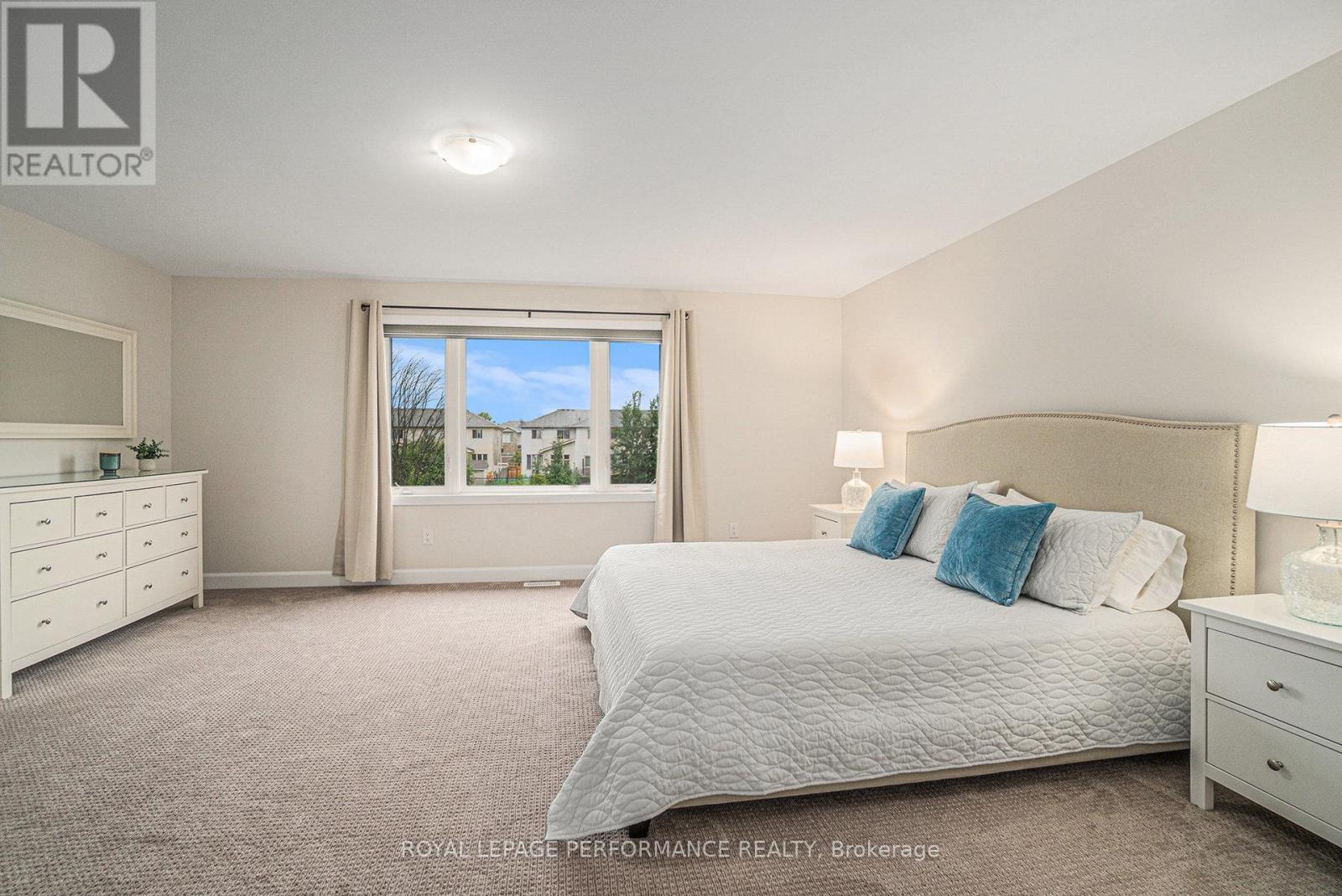 












916 SOCCA CRESCENT

,
Ottawa,




Ontario
K4A5L9

