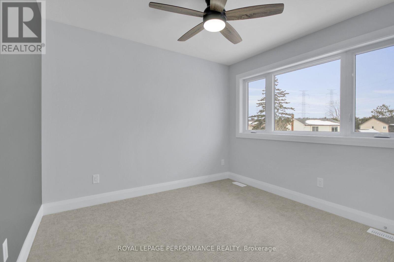












9 BRYDON COURT

,
Ottawa,




Ontario
K2G4A6

