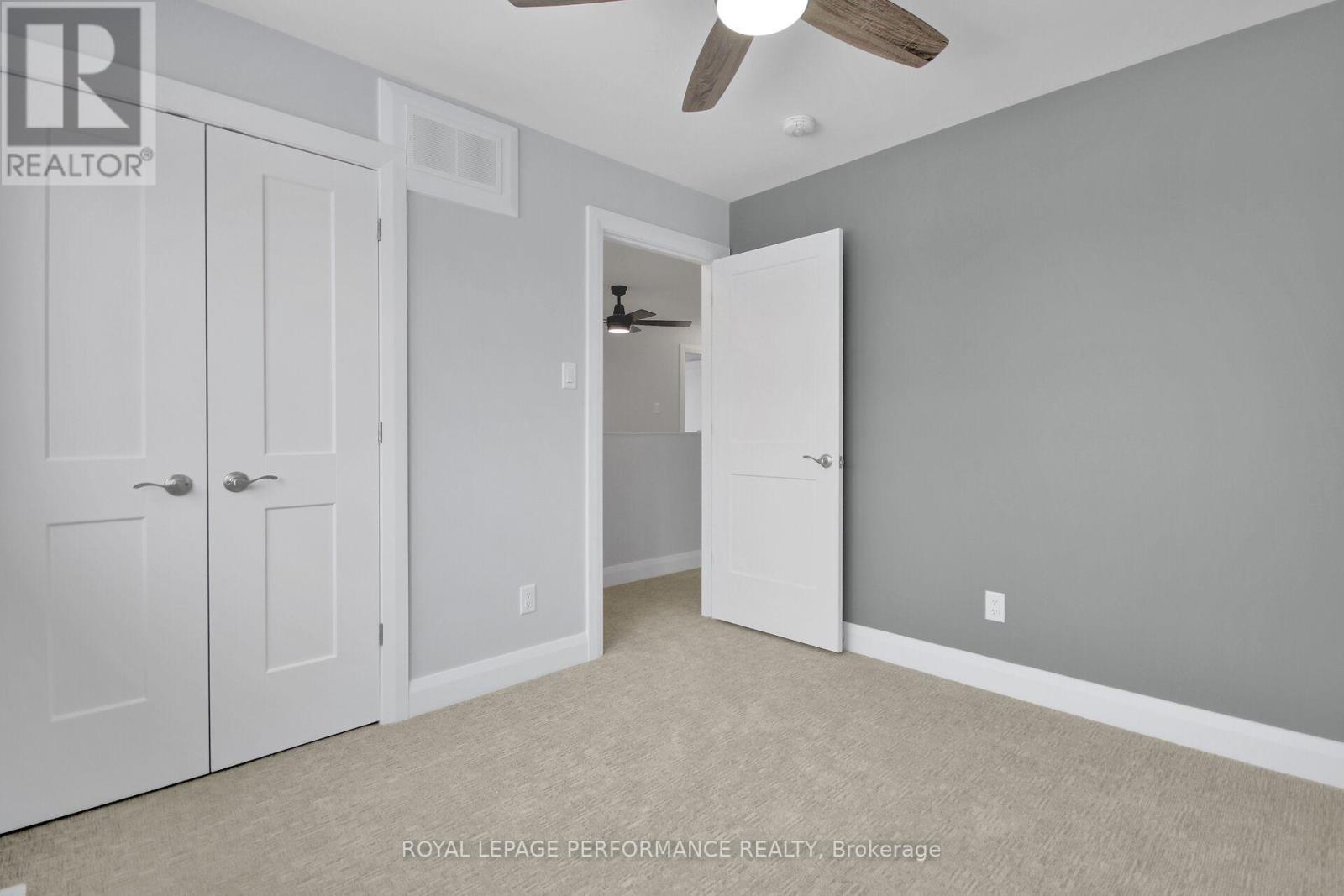 












9 BRYDON COURT

,
Ottawa,




Ontario
K2G4A6

