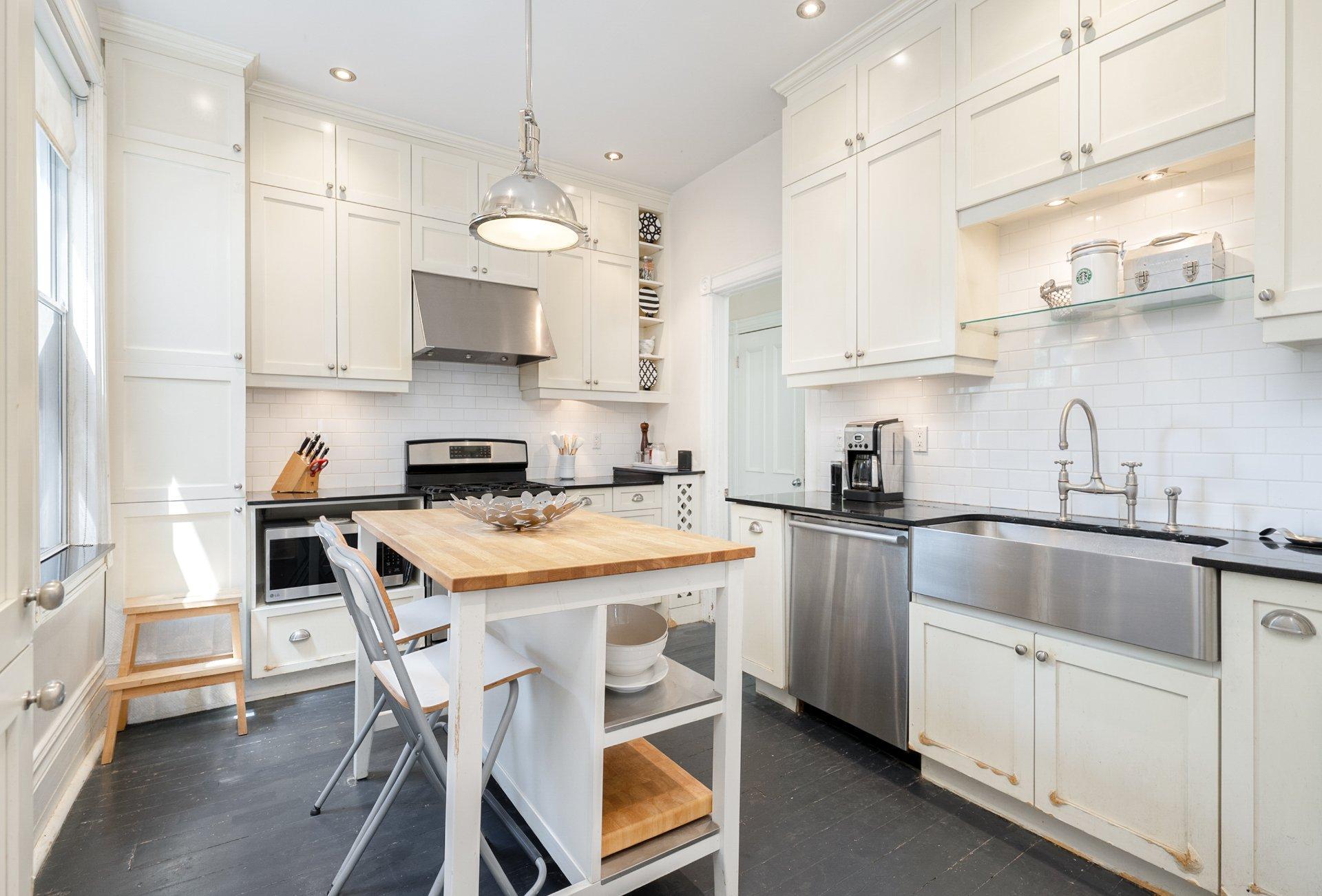 









1809


Rue Grand Trunk

,
Montréal (Le Sud-Ouest),




QC
H3K1M2

