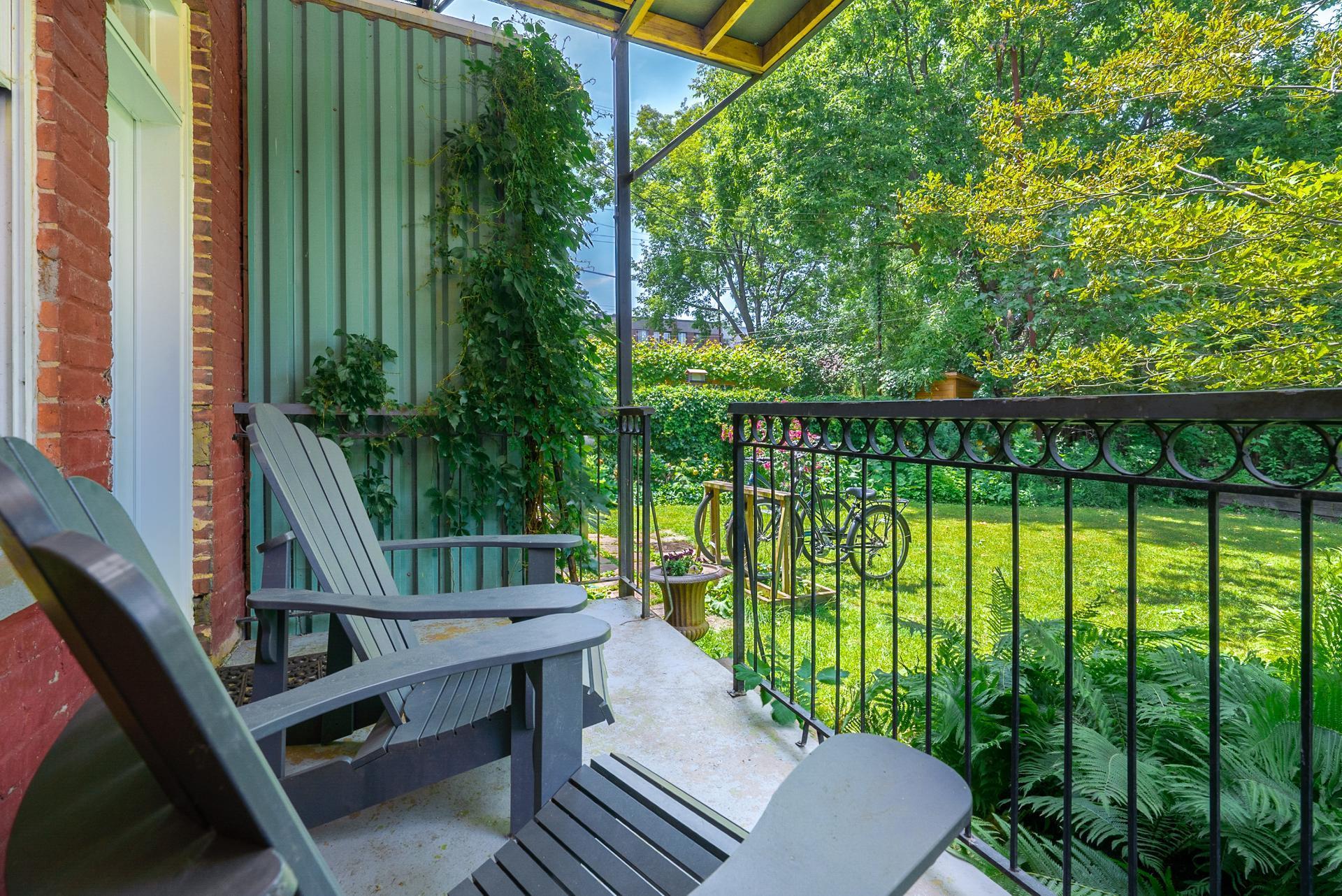 









1809


Rue Grand Trunk

,
Montréal (Le Sud-Ouest),




QC
H3K1M2

