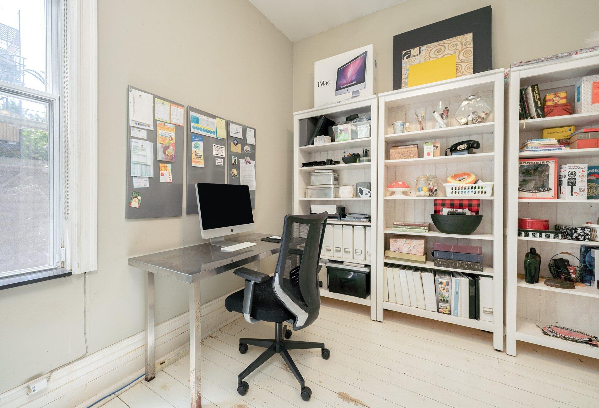 









1809


Rue Grand Trunk

,
Montréal (Le Sud-Ouest),




QC
H3K1M2

