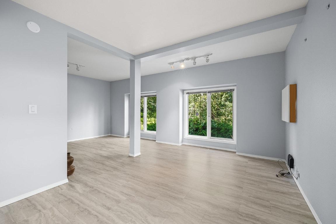 









2595


MAQUINNA

Road,
Kelowna,




BC
V1W 2R9

