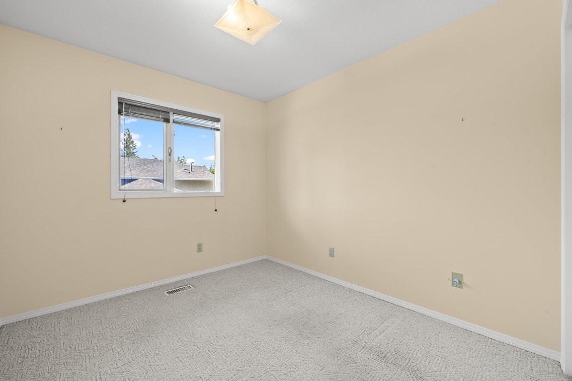 









2595


MAQUINNA

Road,
Kelowna,




BC
V1W 2R9

