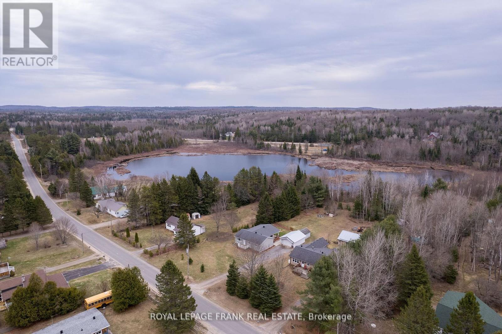 












163 PAUDASH SCHOOL ROAD

,
Faraday,




Ontario
K0L1C0


