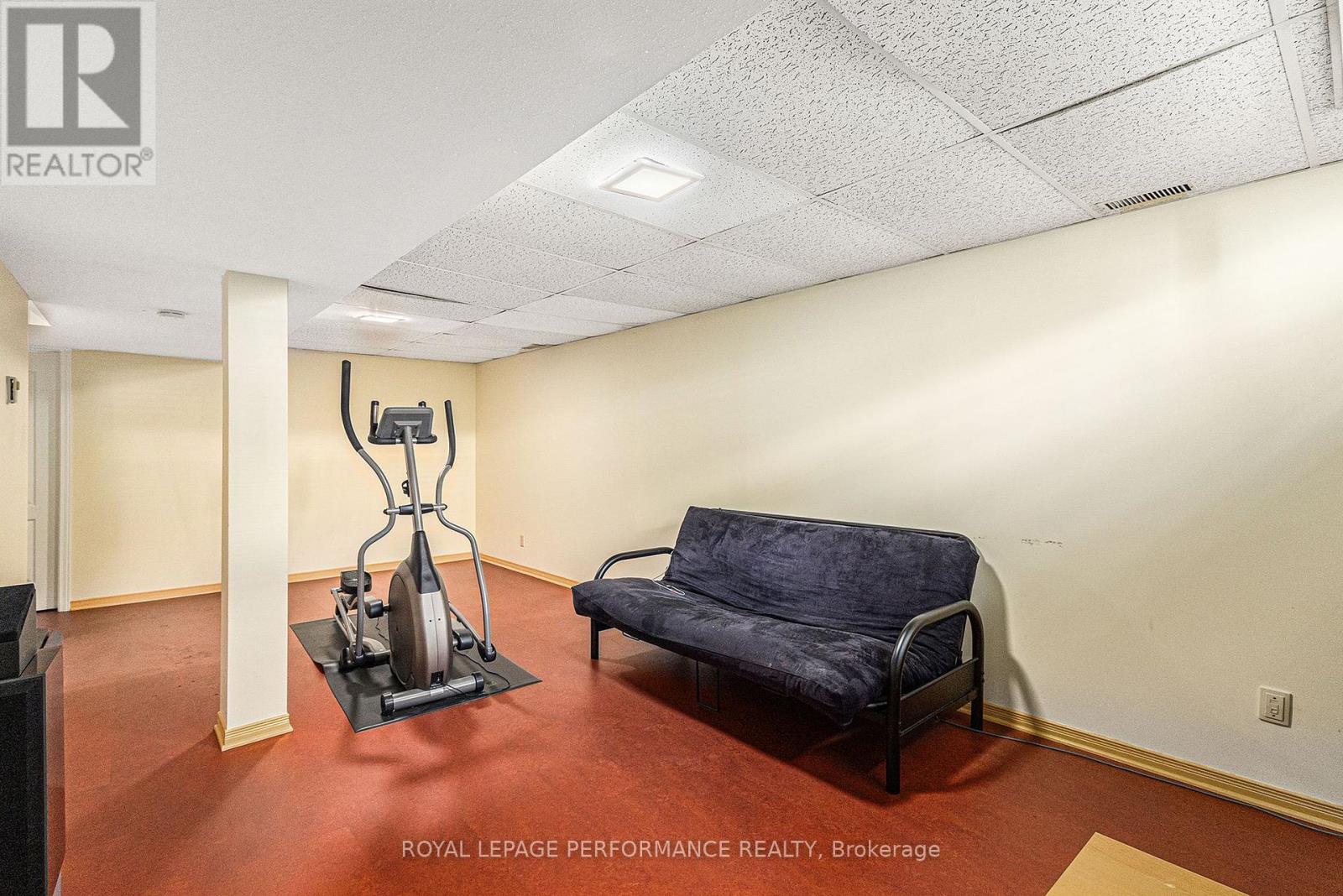 












2015 SUMMERFIELDS CRESCENT

,
Ottawa,




Ontario
K1C7B4

