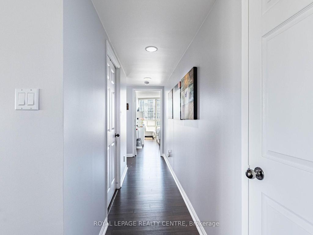 









50


Eglinton

Avenue West, 601,
Mississauga,




ON
L5R 3P5

