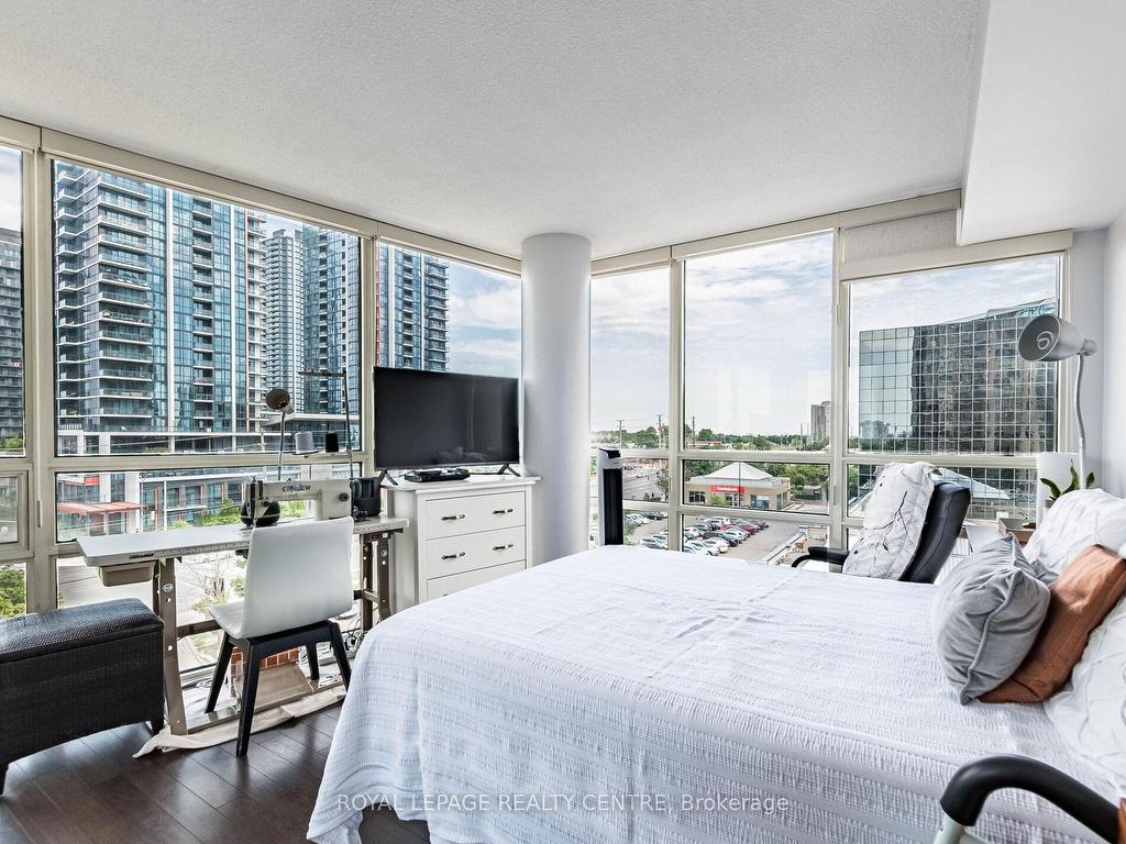 









50


Eglinton

Avenue West, 601,
Mississauga,




ON
L5R 3P5

