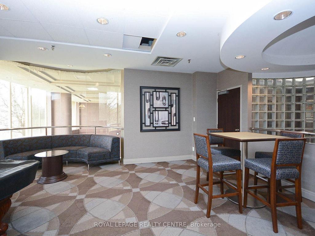 









50


Eglinton

Avenue West, 601,
Mississauga,




ON
L5R 3P5

