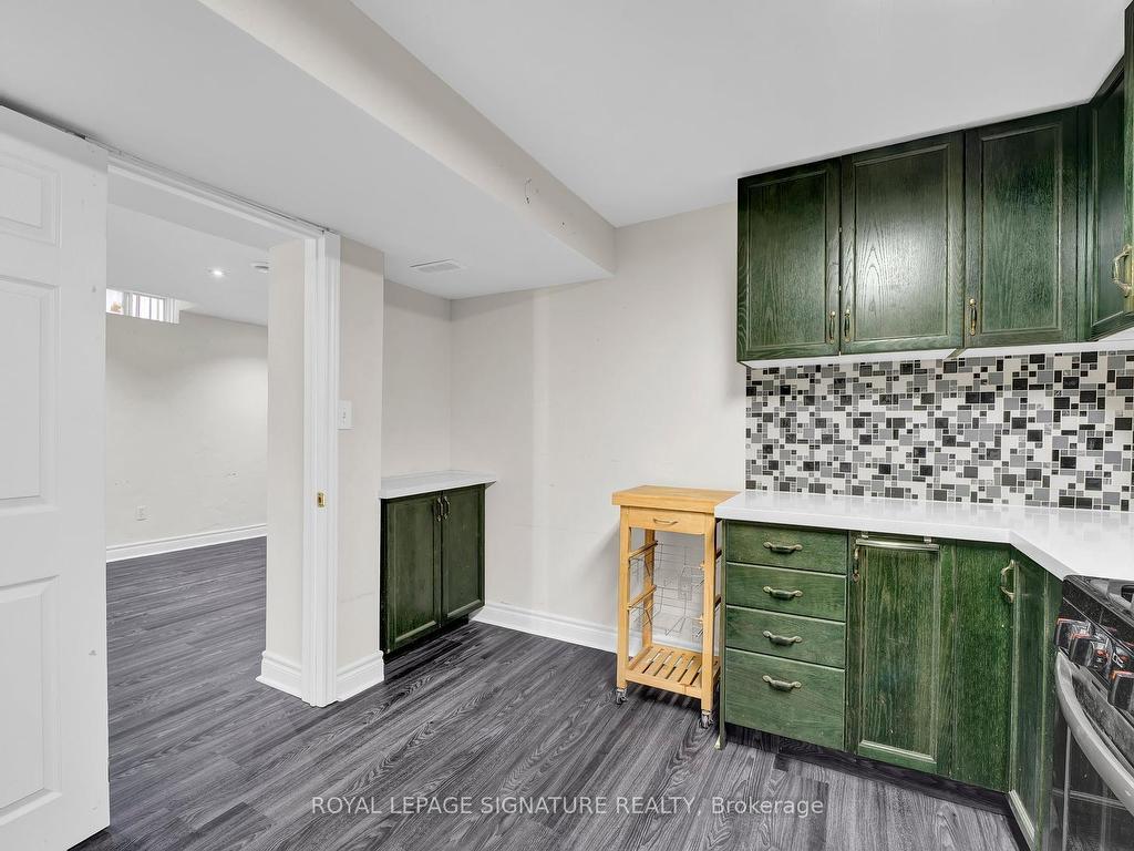 









4502


Violet

Road,
Mississauga,




ON
L5V 1J9

