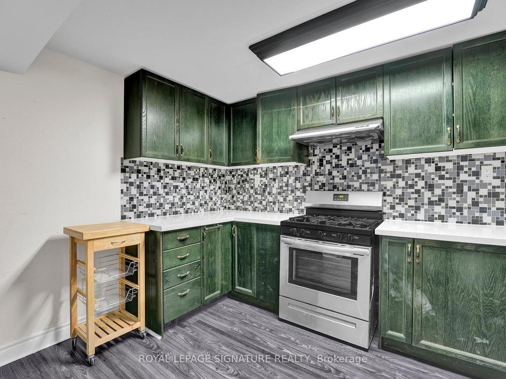 









4502


Violet

Road,
Mississauga,




ON
L5V 1J9

