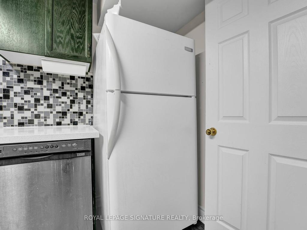 









4502


Violet

Road,
Mississauga,




ON
L5V 1J9

