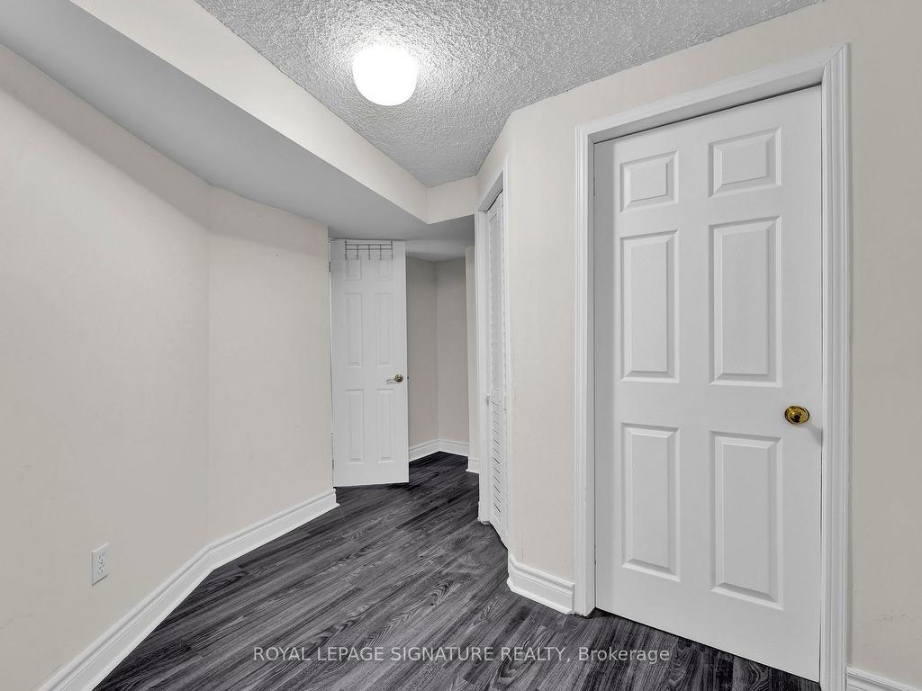 









4502


Violet

Road,
Mississauga,




ON
L5V 1J9


