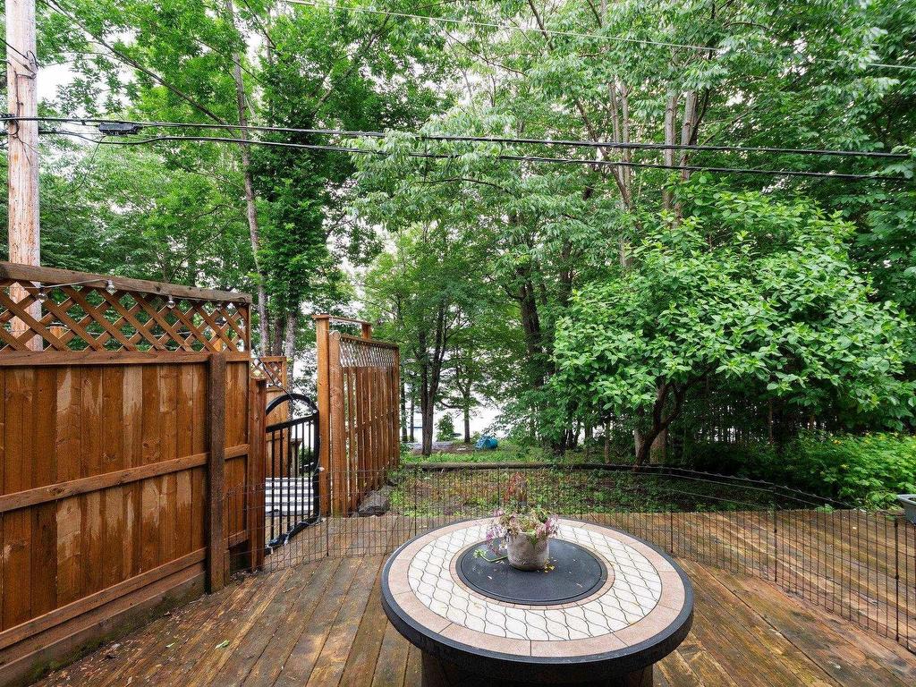 












333/335 Kings Road

,
Wellington,




NS
B2T 1A2

