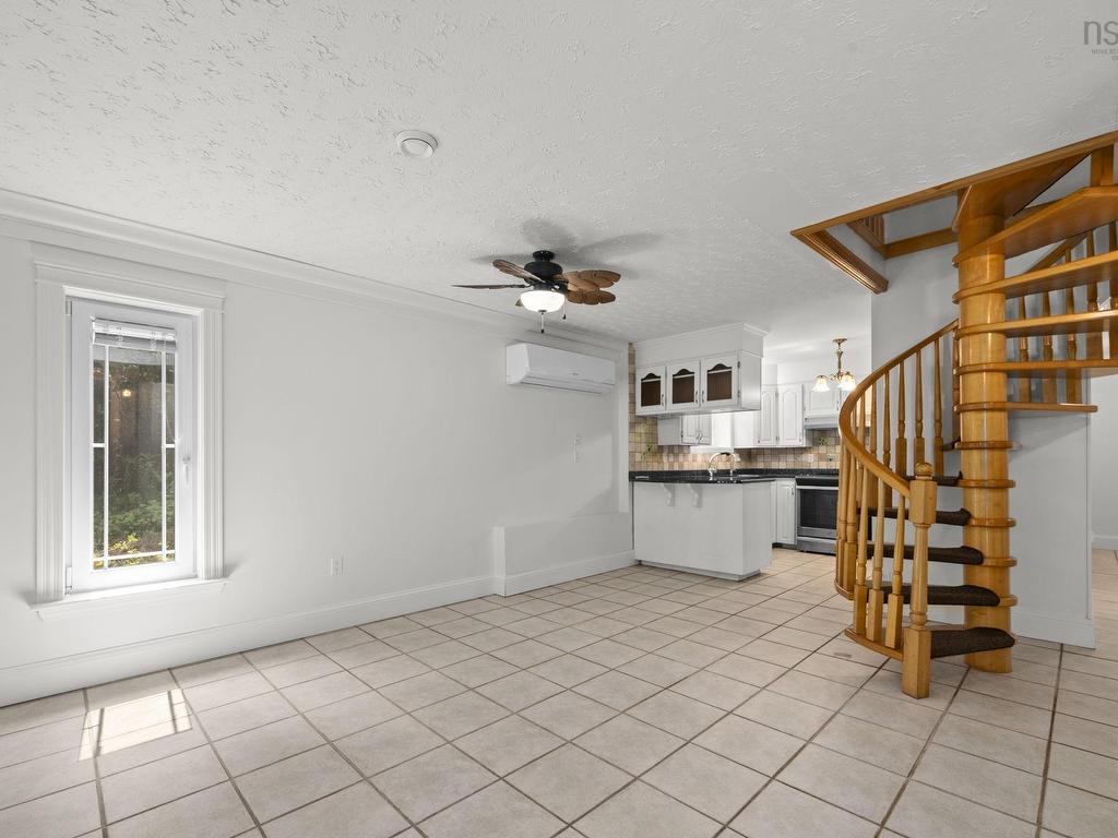 












333/335 Kings Road

,
Wellington,




NS
B2T 1A2

