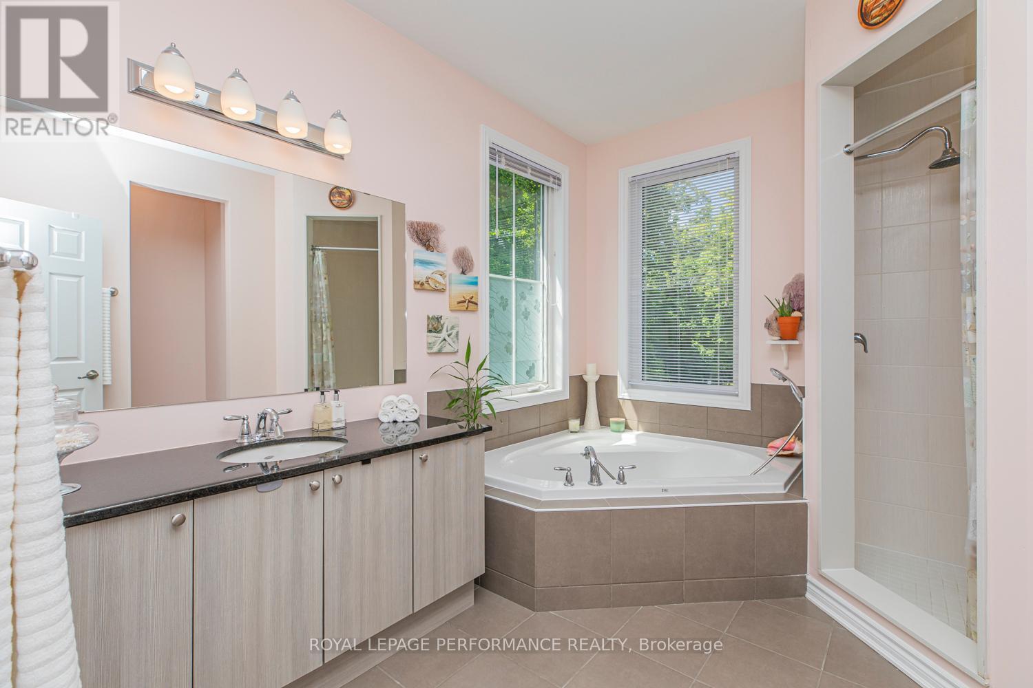 












30 SUMMITVIEW DRIVE

,
Ottawa,




Ontario
K2M2V9

