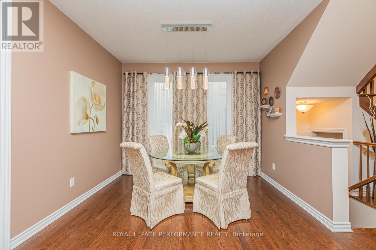 












30 SUMMITVIEW DRIVE

,
Ottawa,




Ontario
K2M2V9

