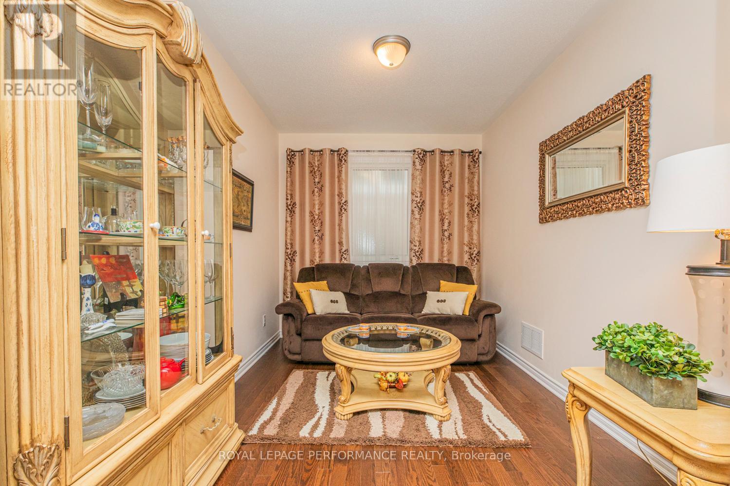 












30 SUMMITVIEW DRIVE

,
Ottawa,




Ontario
K2M2V9

