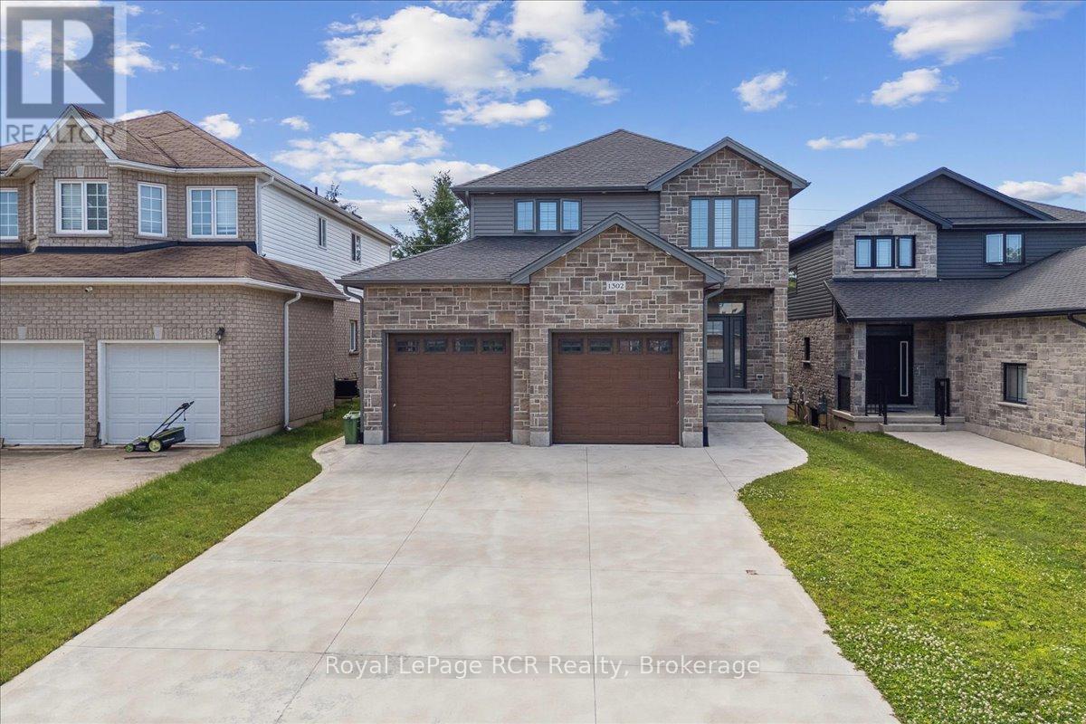 












1302 14TH AVENUE E

,
Owen Sound,




Ontario
N4K0A1

