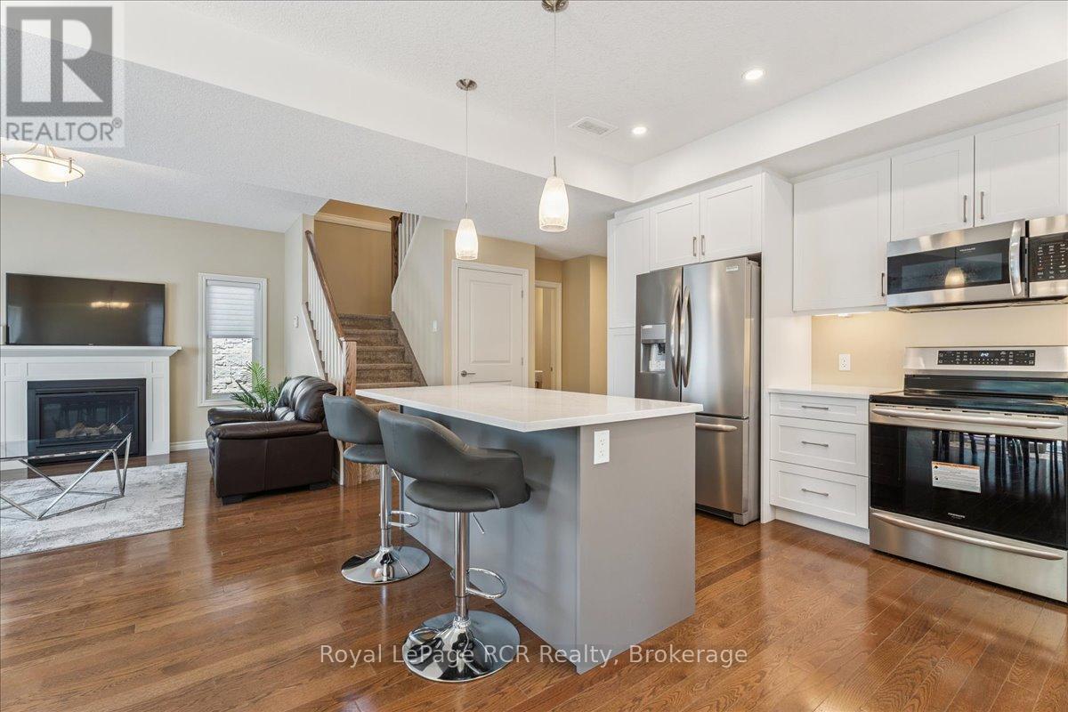 












1302 14TH AVENUE E

,
Owen Sound,




Ontario
N4K0A1

