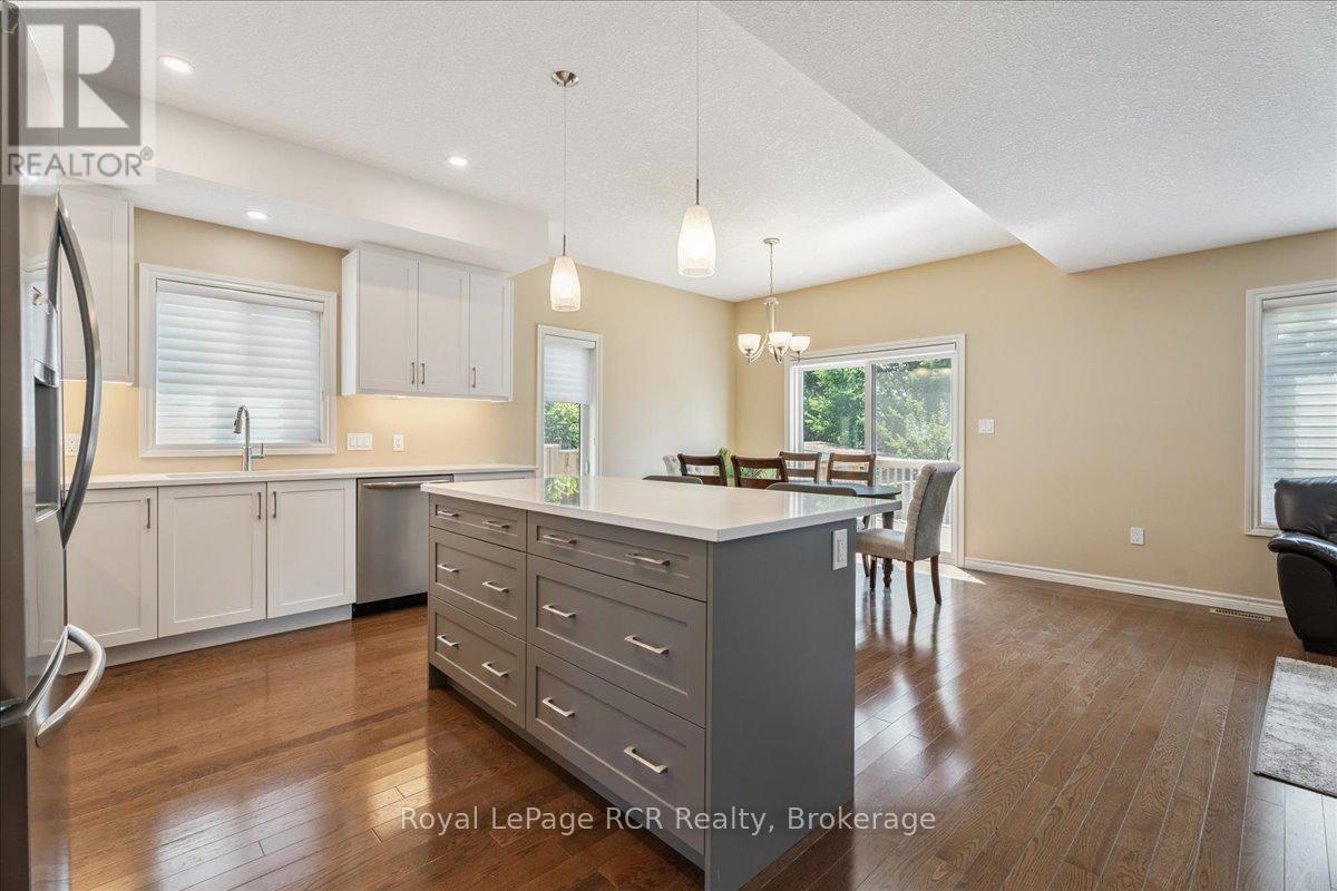 












1302 14TH AVENUE E

,
Owen Sound,




Ontario
N4K0A1

