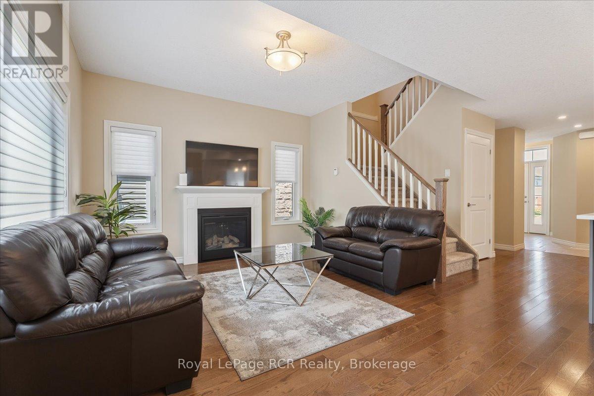 












1302 14TH AVENUE E

,
Owen Sound,




Ontario
N4K0A1

