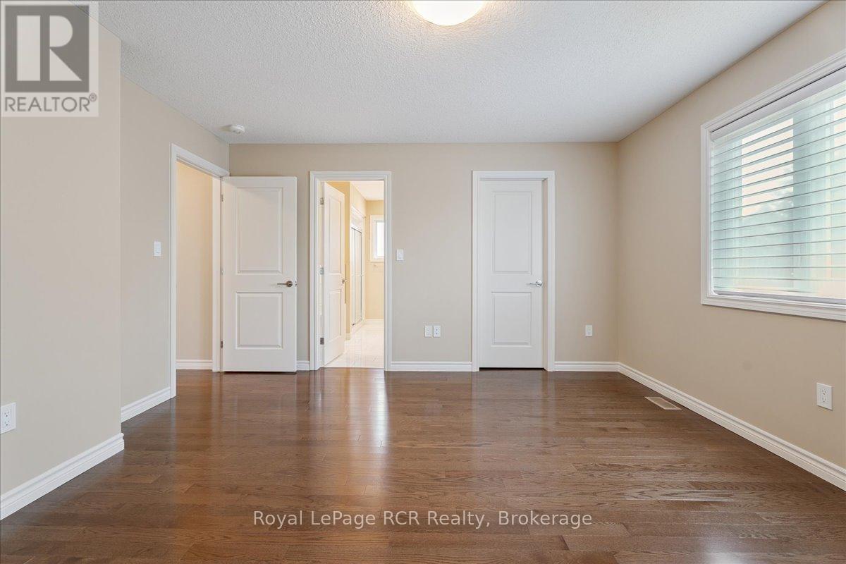 












1302 14TH AVENUE E

,
Owen Sound,




Ontario
N4K0A1

