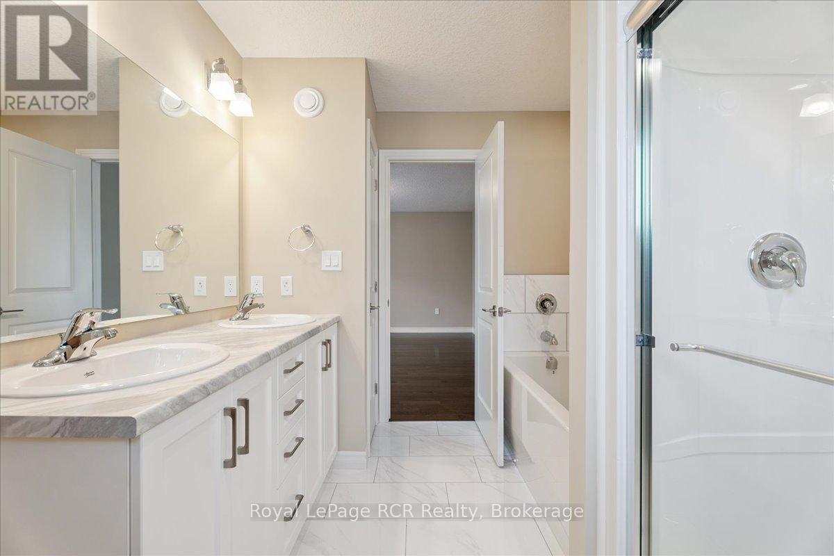 












1302 14TH AVENUE E

,
Owen Sound,




Ontario
N4K0A1

