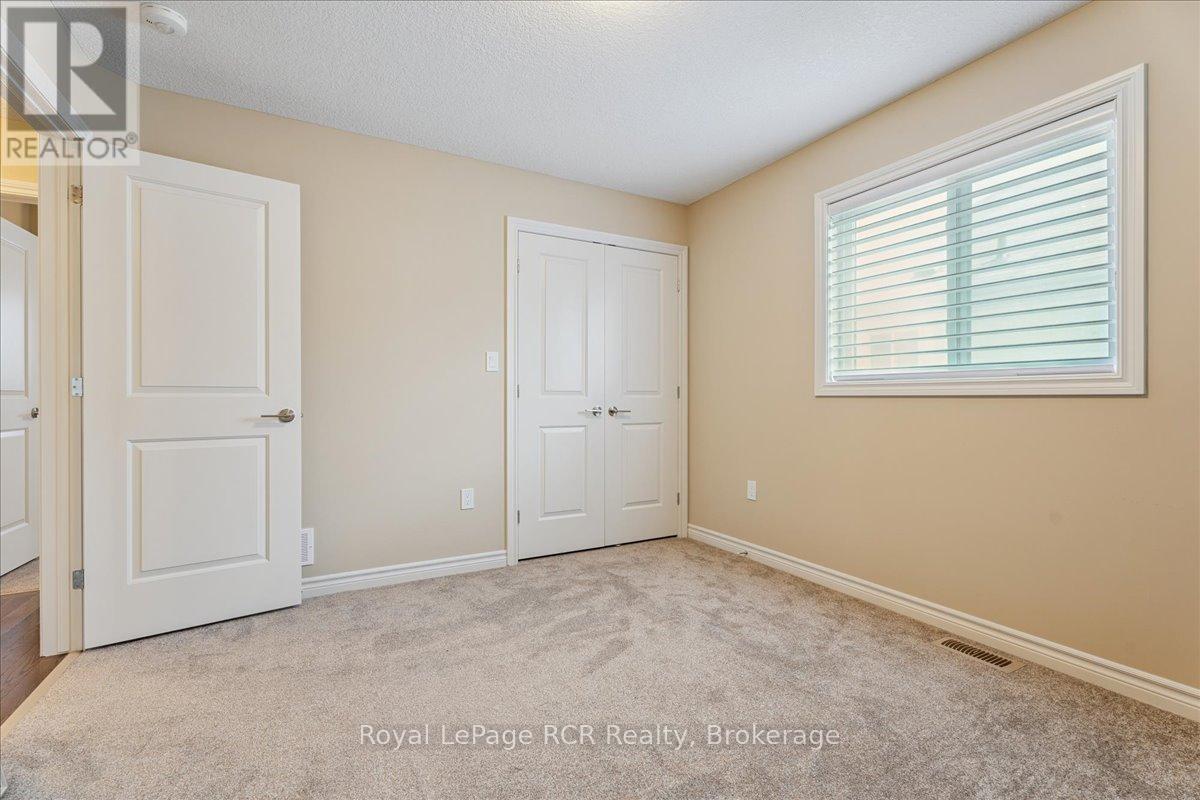 












1302 14TH AVENUE E

,
Owen Sound,




Ontario
N4K0A1

