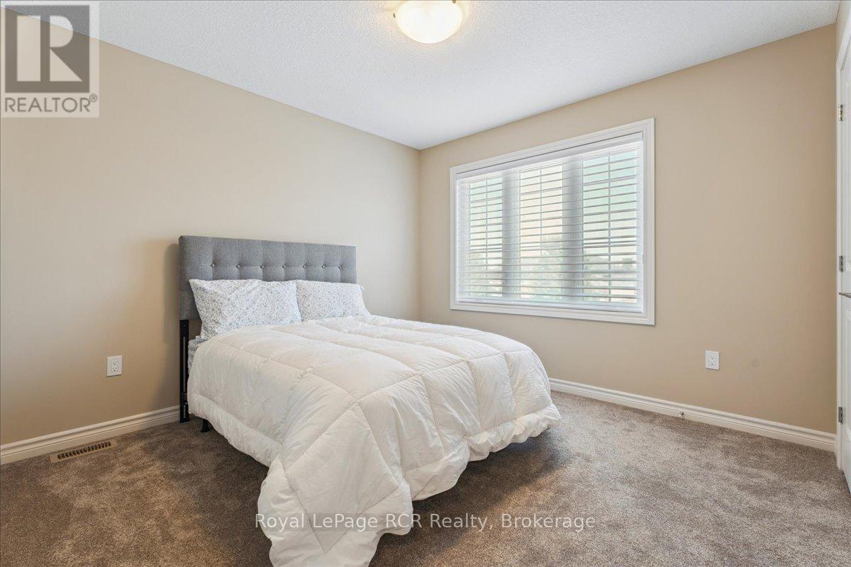 












1302 14TH AVENUE E

,
Owen Sound,




Ontario
N4K0A1

