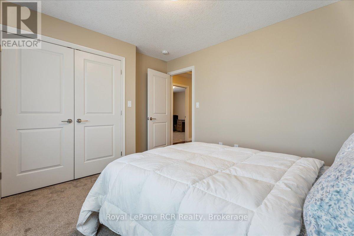 












1302 14TH AVENUE E

,
Owen Sound,




Ontario
N4K0A1

