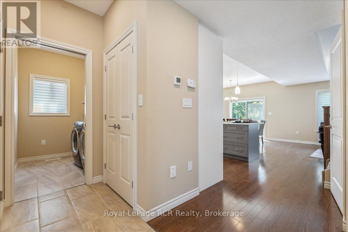 












1302 14TH AVENUE E

,
Owen Sound,




Ontario
N4K0A1

