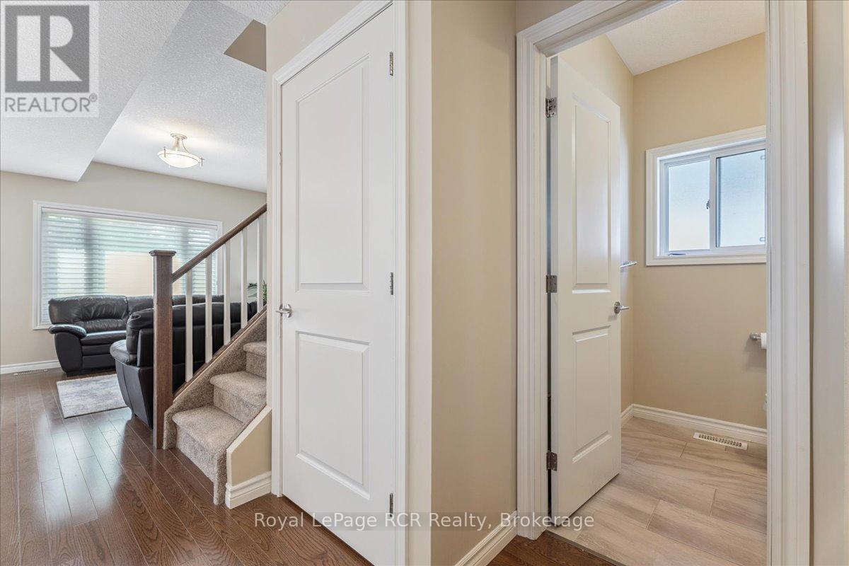 












1302 14TH AVENUE E

,
Owen Sound,




Ontario
N4K0A1

