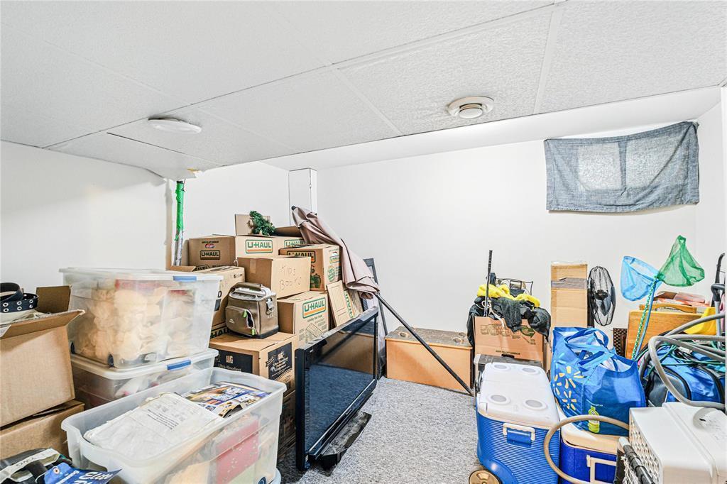 












756 Boyd Avenue

,
Winnipeg,




Manitoba
R2W1R7

