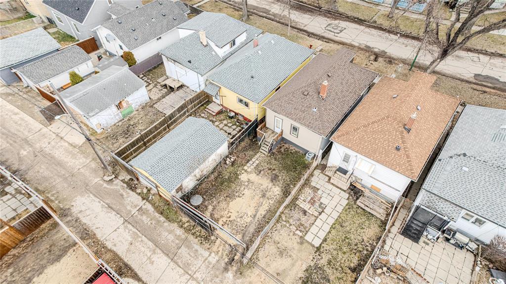 












756 Boyd Avenue

,
Winnipeg,




Manitoba
R2W1R7

