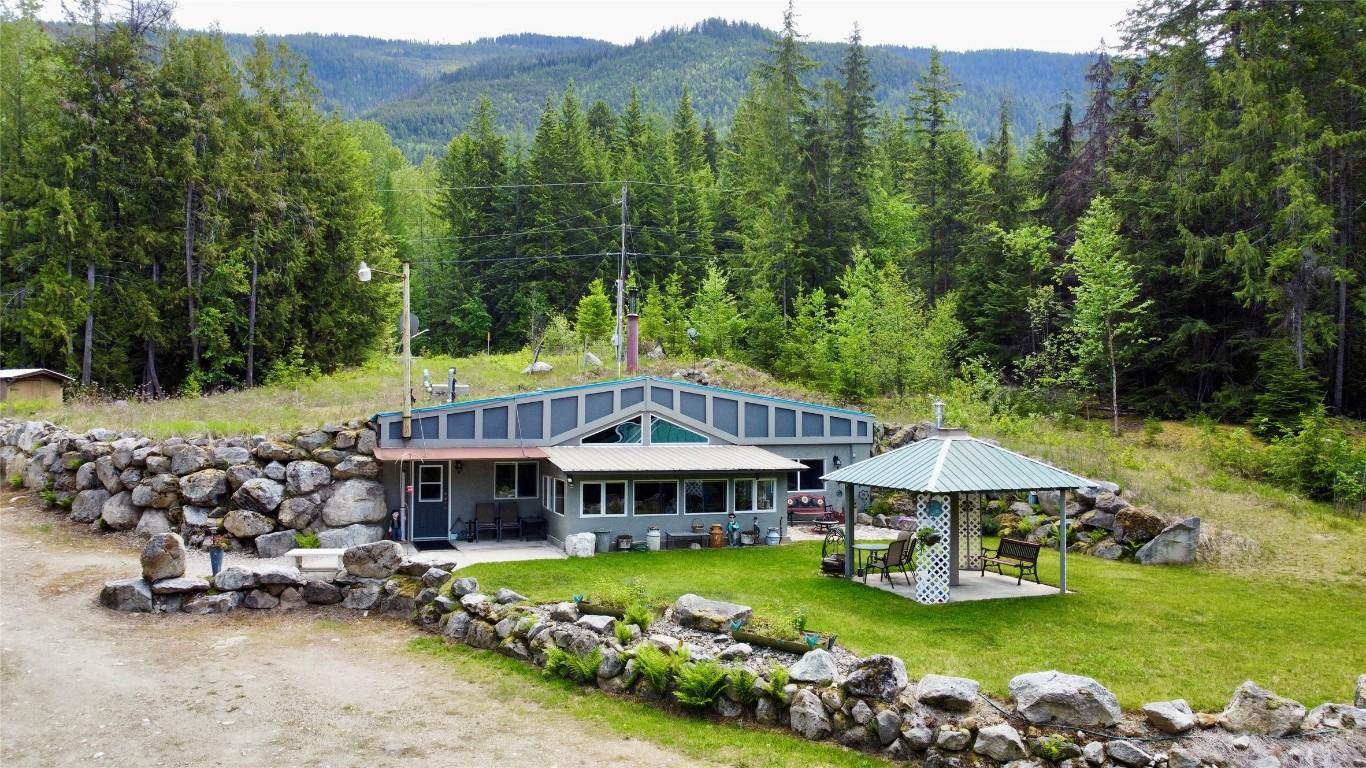









7705


Omen

Road,
Fauquier,




BC
V0G 1K0

