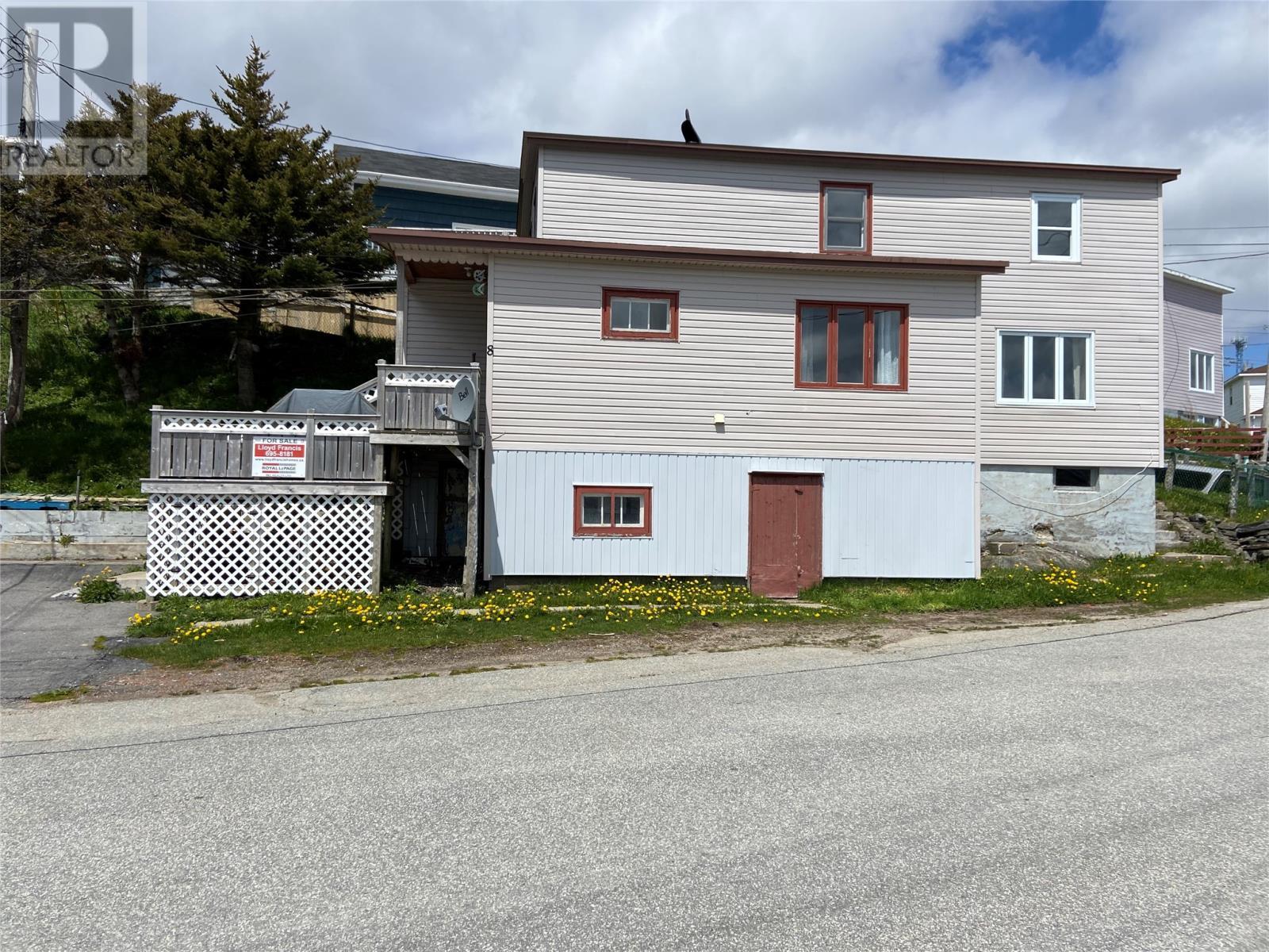 












8-10 Lakeshore Road

,
Port aux Basques,




Newfoundland & Labrador
A0M1C0

